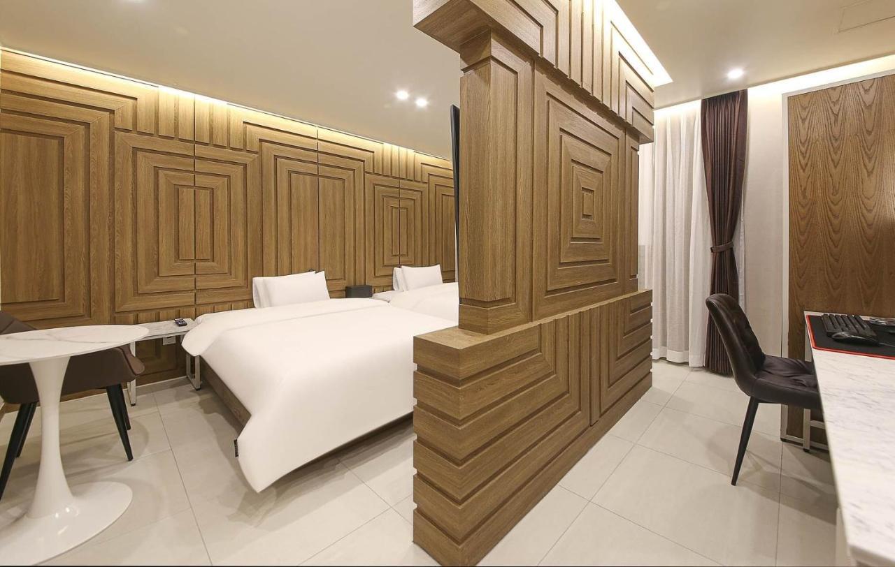 Brown Dot Hotel Sinan Gwangju Metropolitan City Ngoại thất bức ảnh
