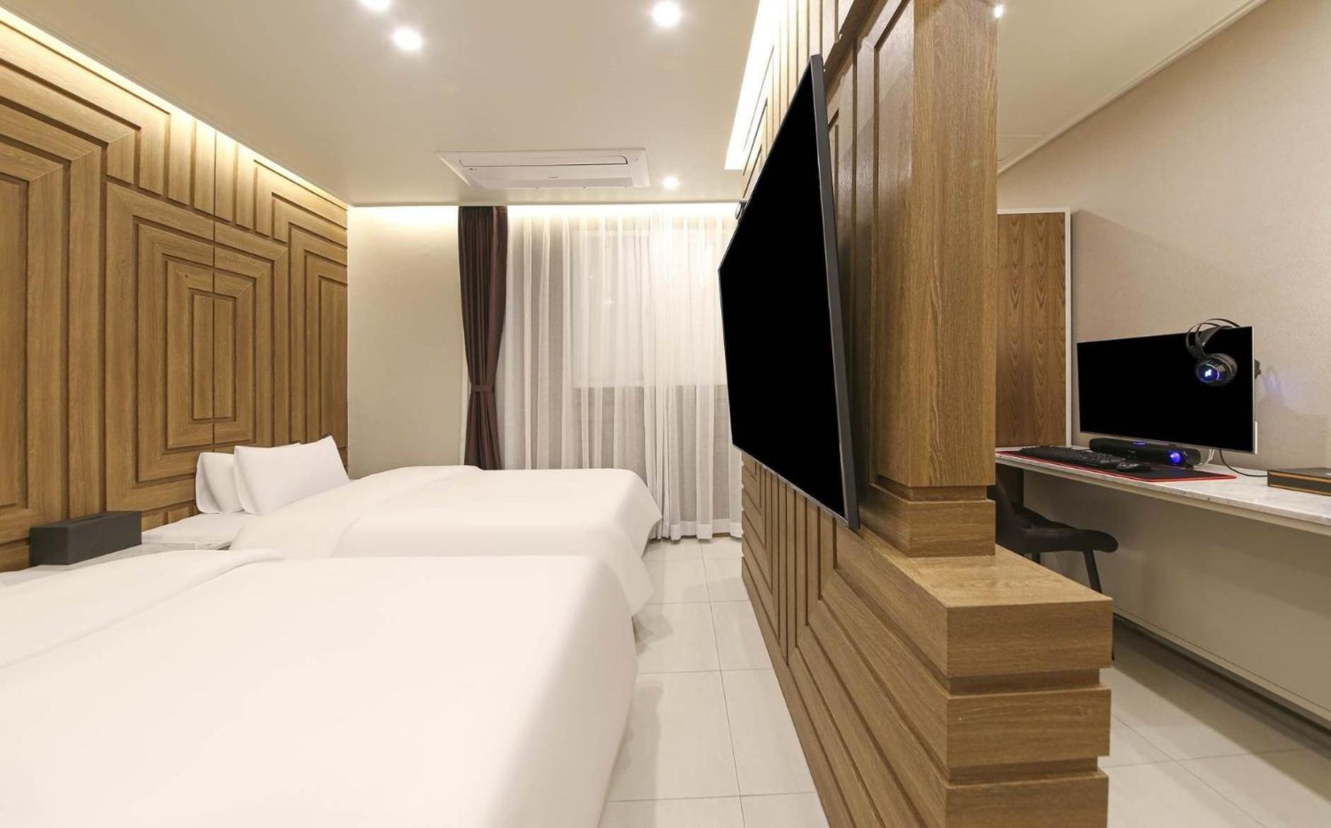 Brown Dot Hotel Sinan Gwangju Metropolitan City Ngoại thất bức ảnh