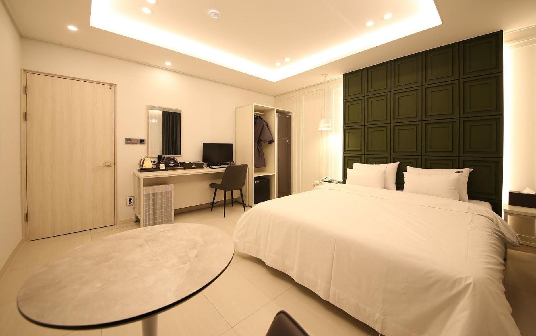 Brown Dot Hotel Sinan Gwangju Metropolitan City Ngoại thất bức ảnh