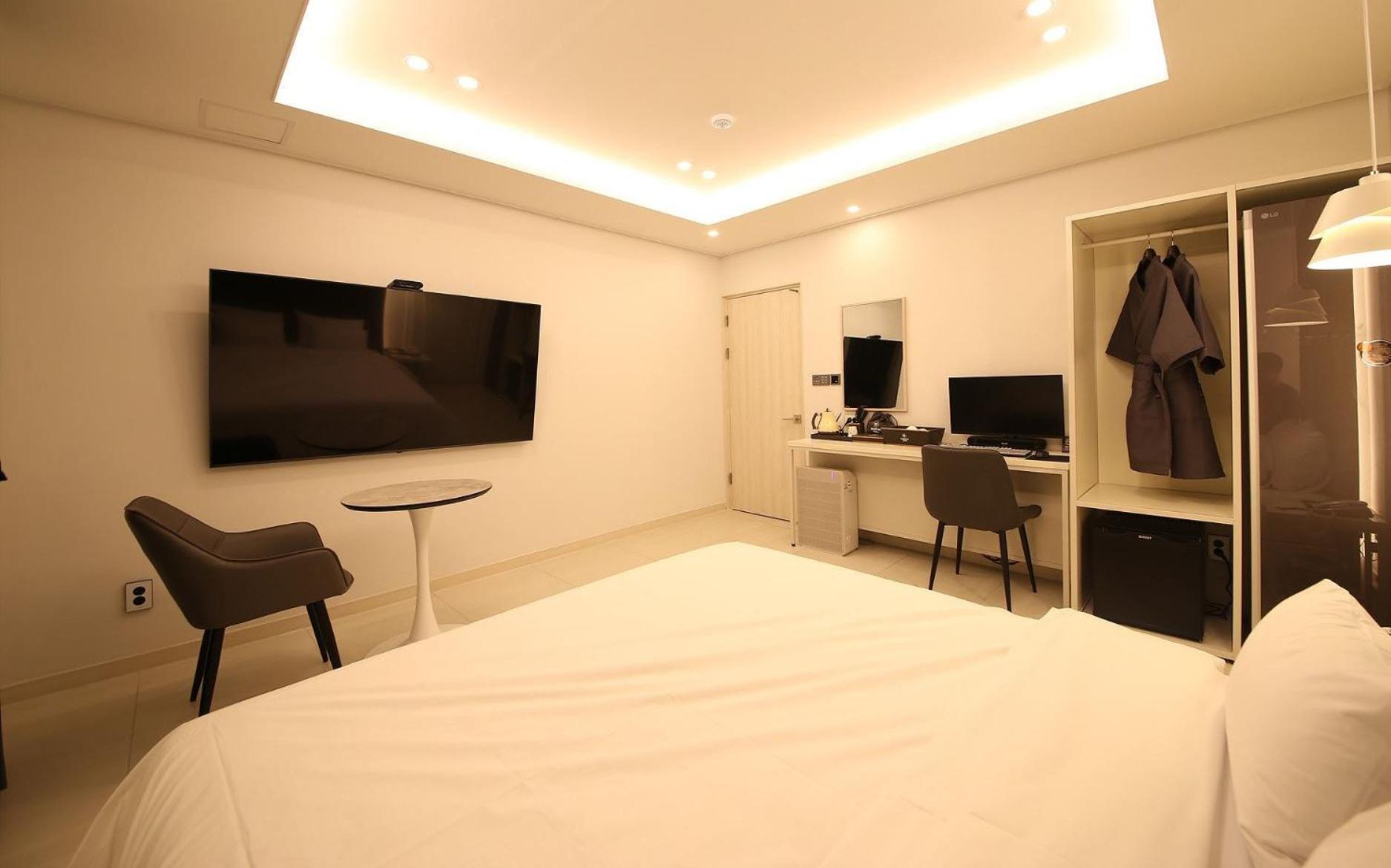 Brown Dot Hotel Sinan Gwangju Metropolitan City Ngoại thất bức ảnh